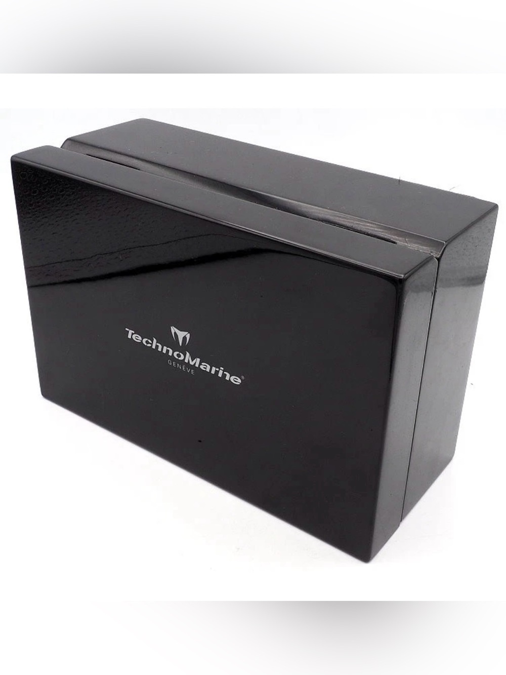 TechnoMarine Chronograph Blackwatch Quartz SWISS MADE Box & Papers New Battery - Picture 5 of 7